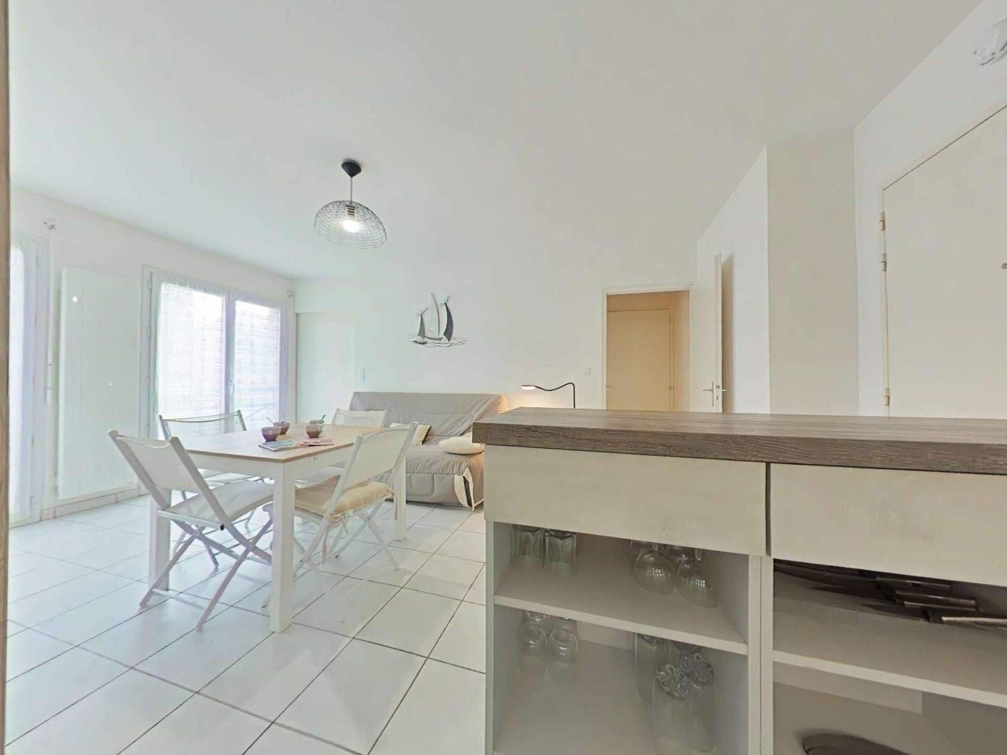 Appartement 2 Pieces Avec Parking Prive, Proche Plage Et Commerces, Saint-Gilles-Croix-De-Vie - Fr-1-224-783 外观 照片